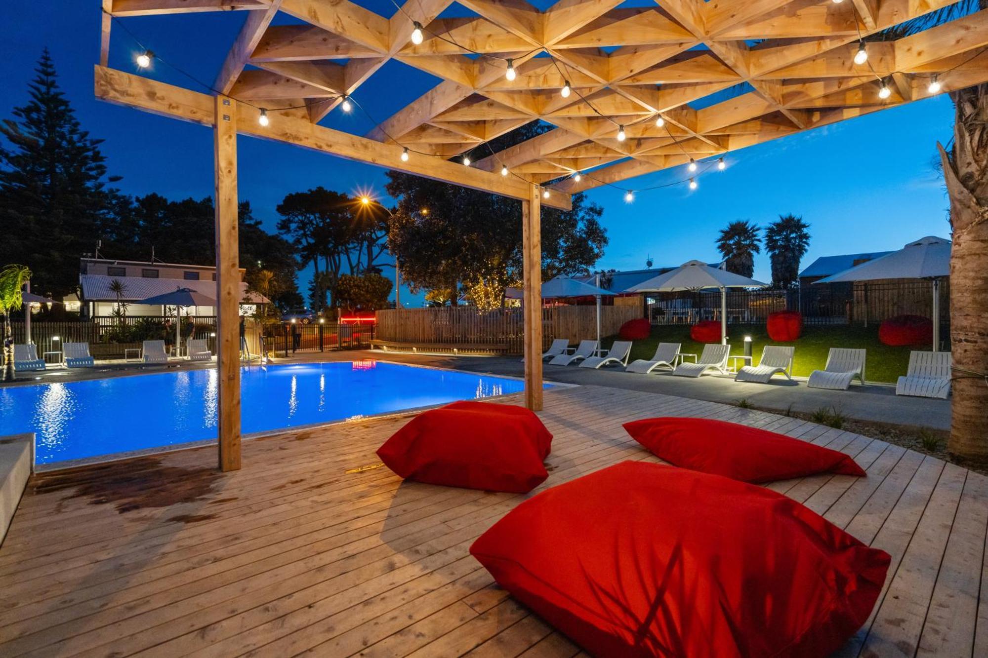 Tasman Holiday Parks - Papamoa Beach ภายนอก รูปภาพ Pergola