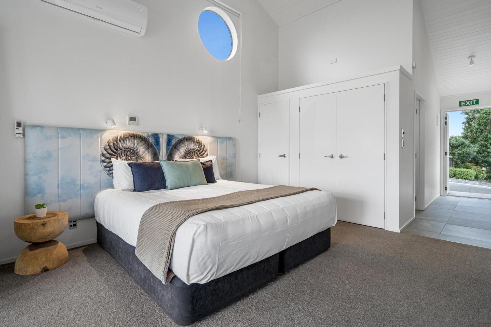 Tasman Holiday Parks - Papamoa Beach ภายนอก รูปภาพ A bedroom at the hotel